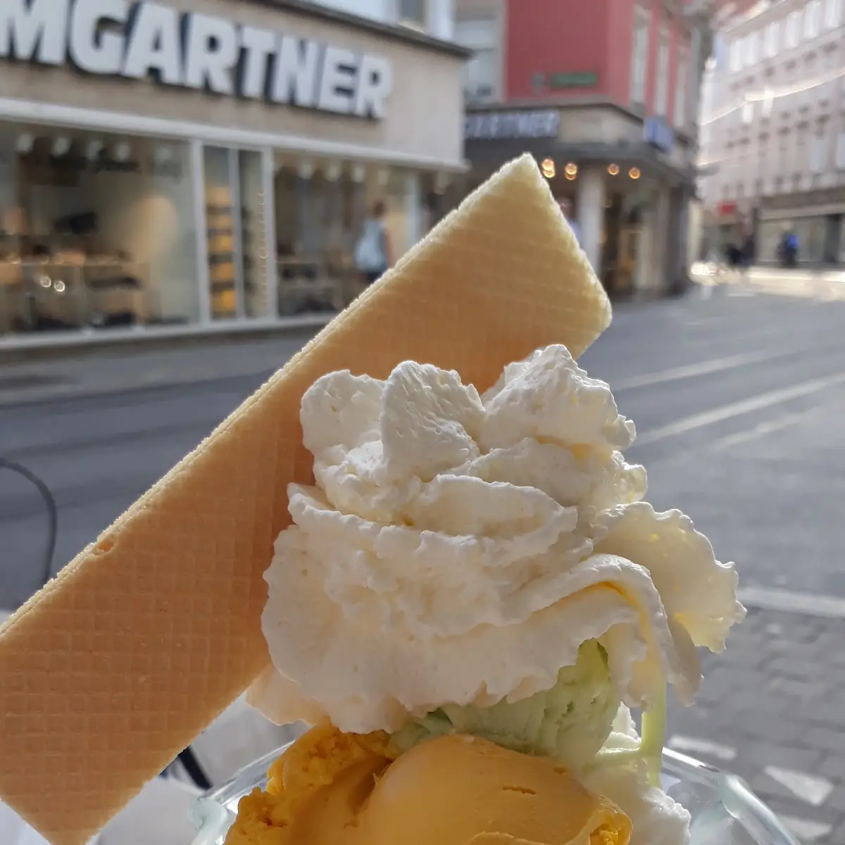 Selbst Zusammen Gestelltes Eis