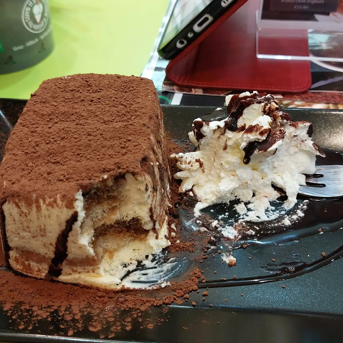 Tiramisu Torte