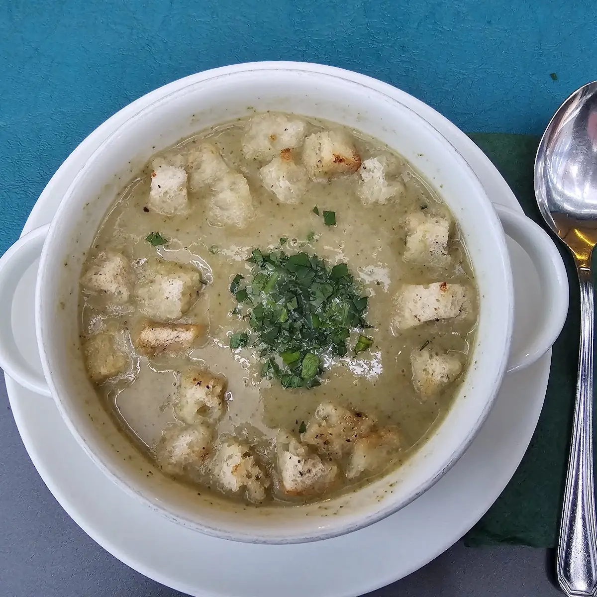 Selleriecremesuppe