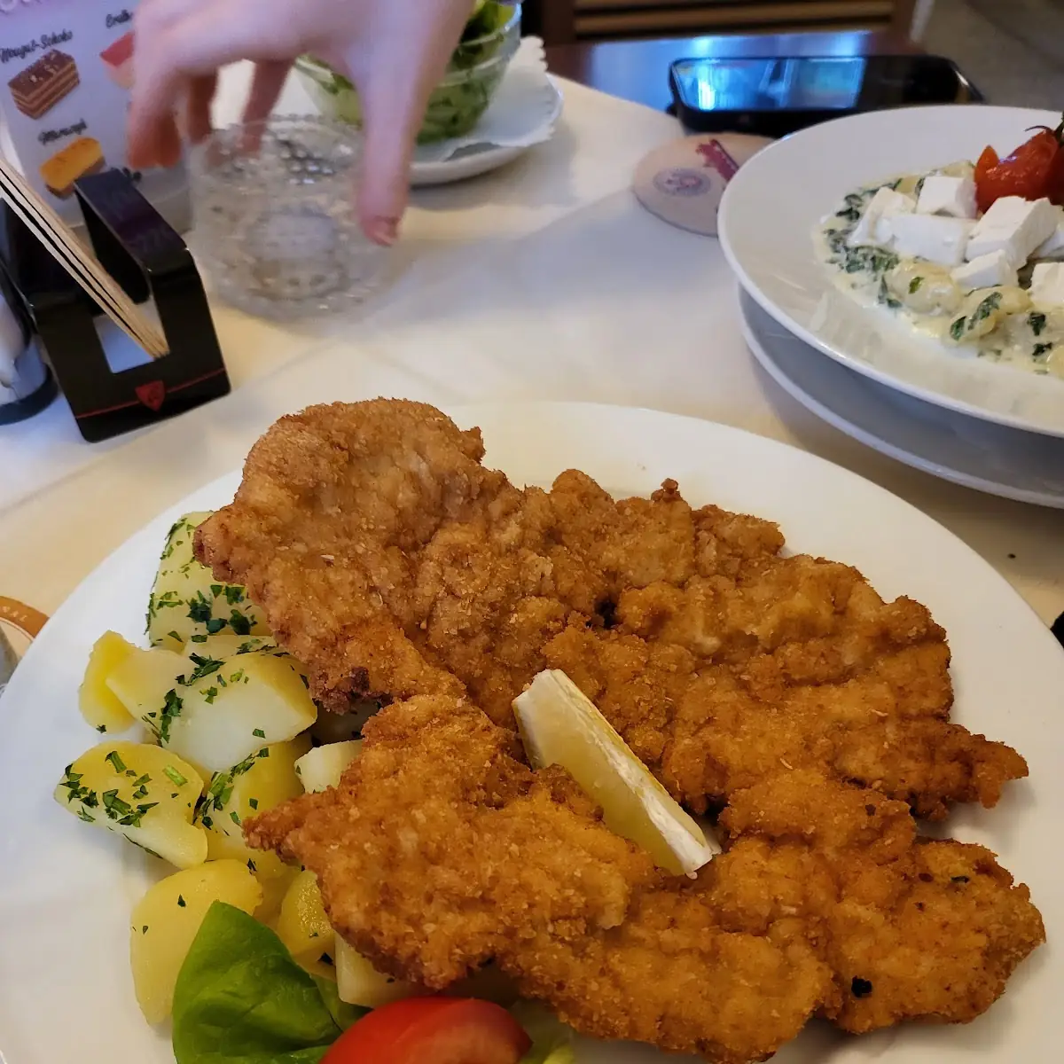 Riesen Wiener Schnitzel Mit Kartoffeln