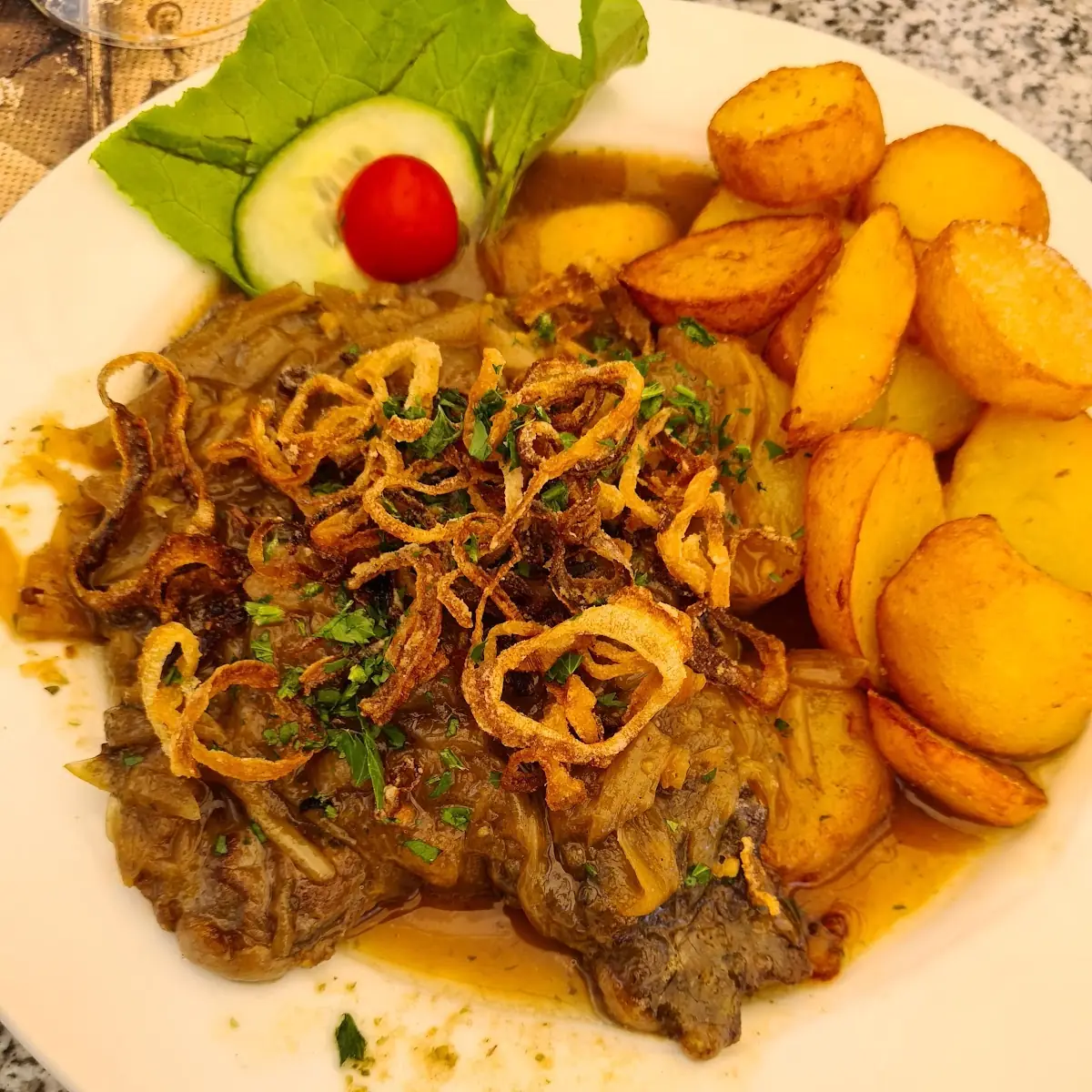 Zwiebelrostbraten