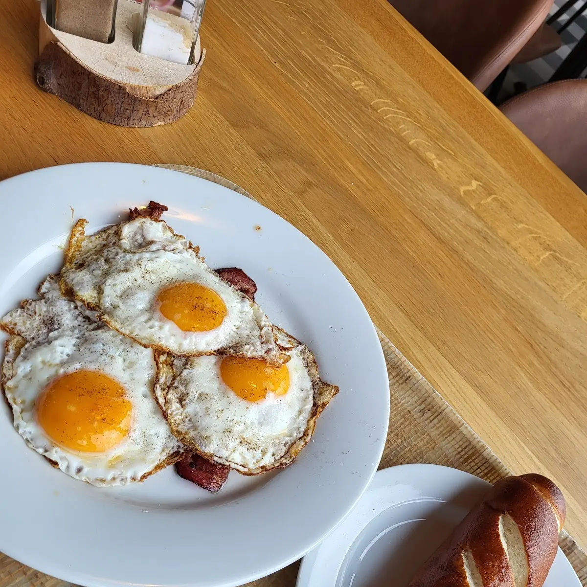 Hem and Eggs