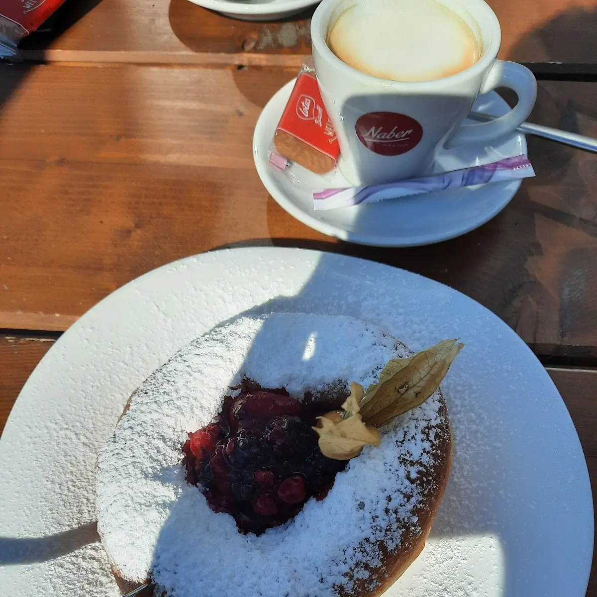 Bauernkrapfen Mit Beeren
