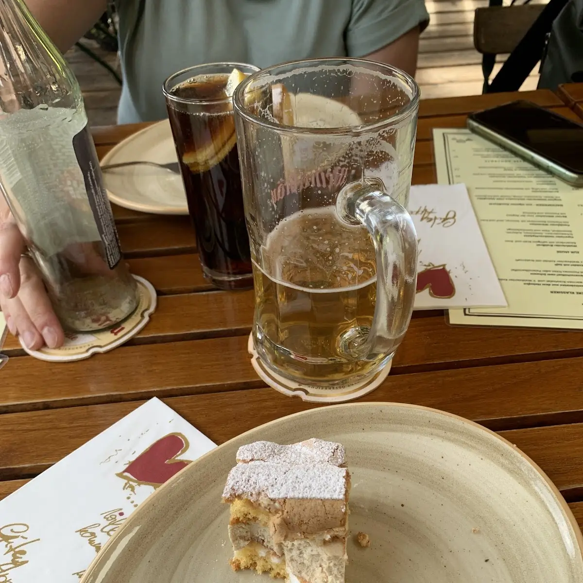 Radler Und Kuchen