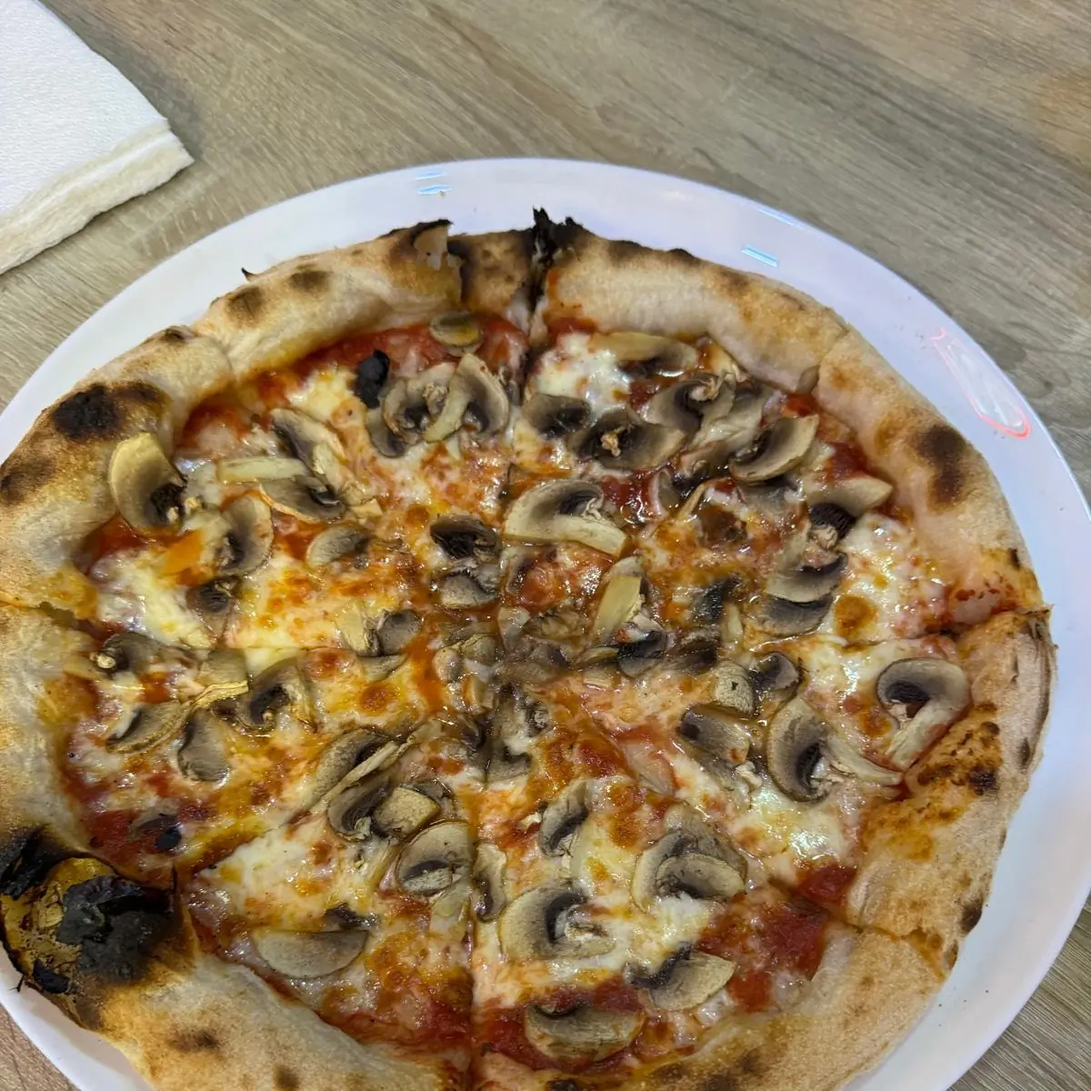 Pizza Al Funghi