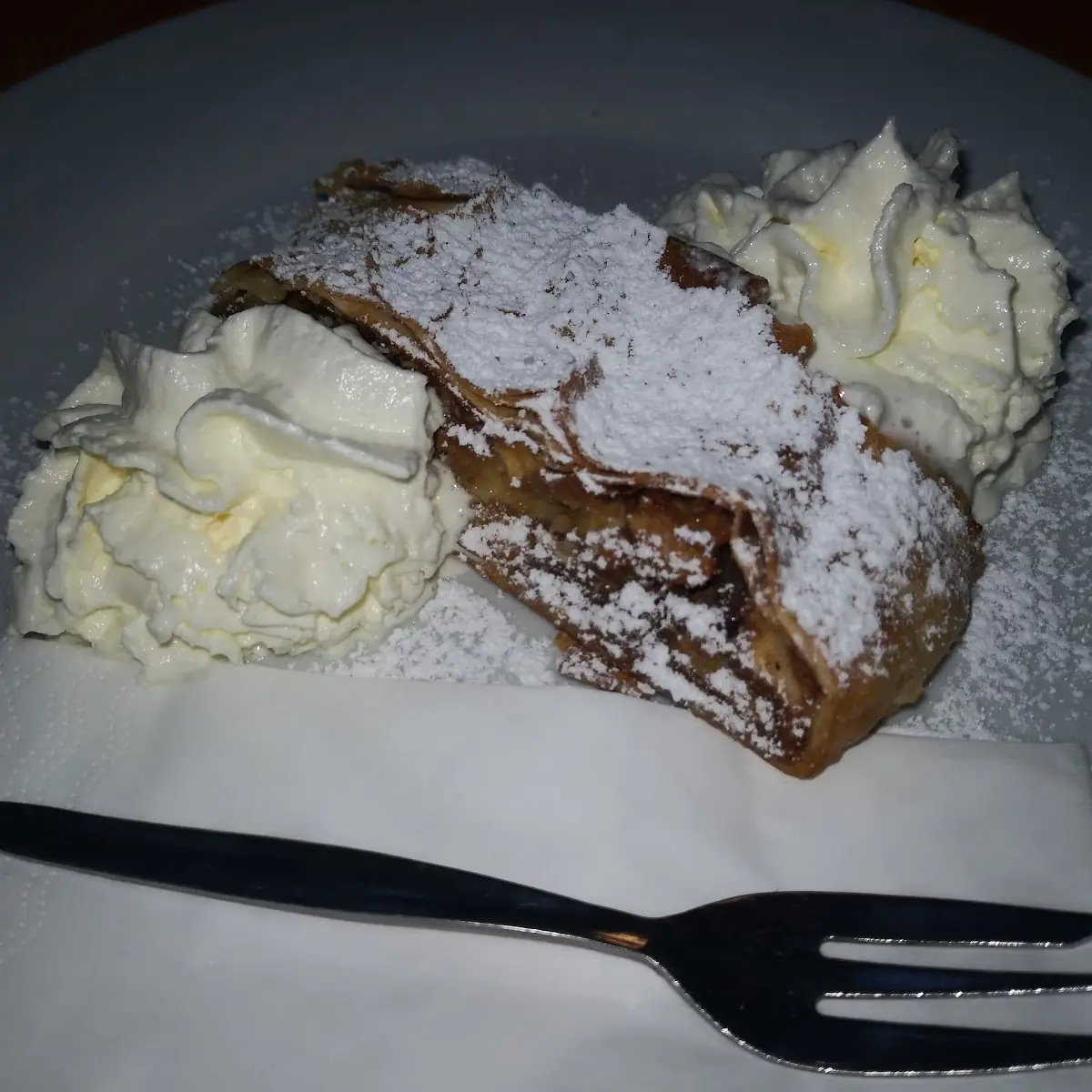 Topfenstrudel