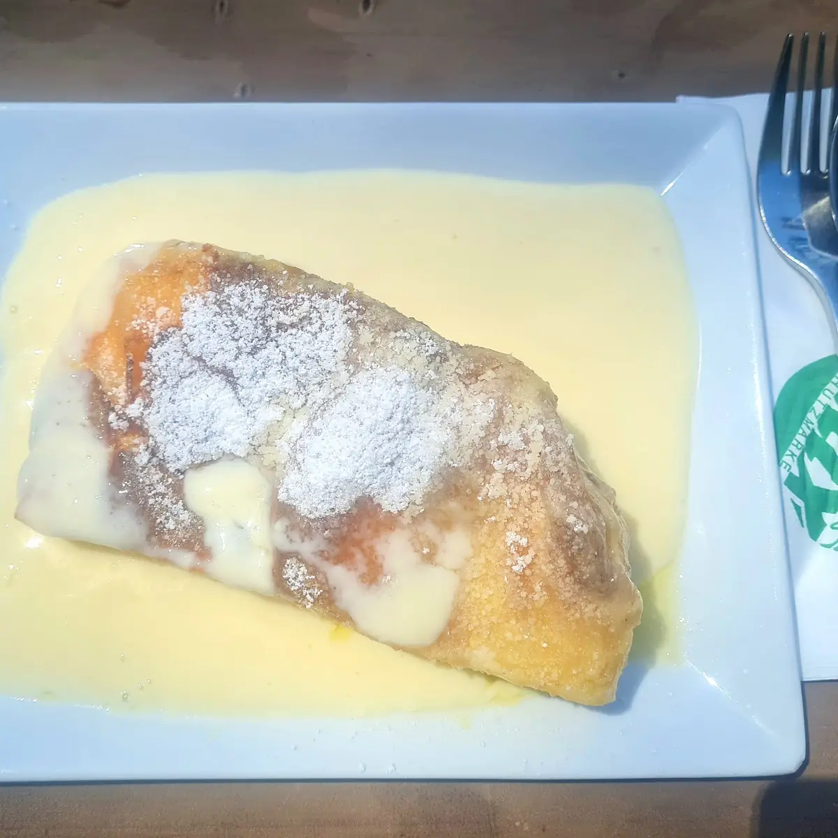 Milchrahmstrudel