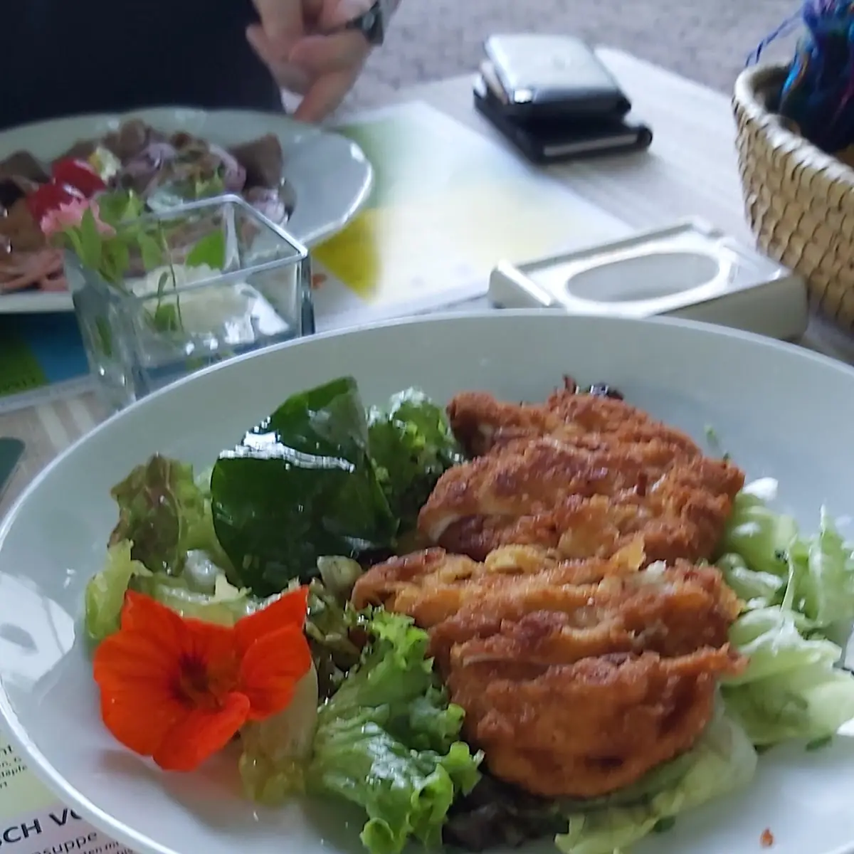 Hühnerstreifen Salat