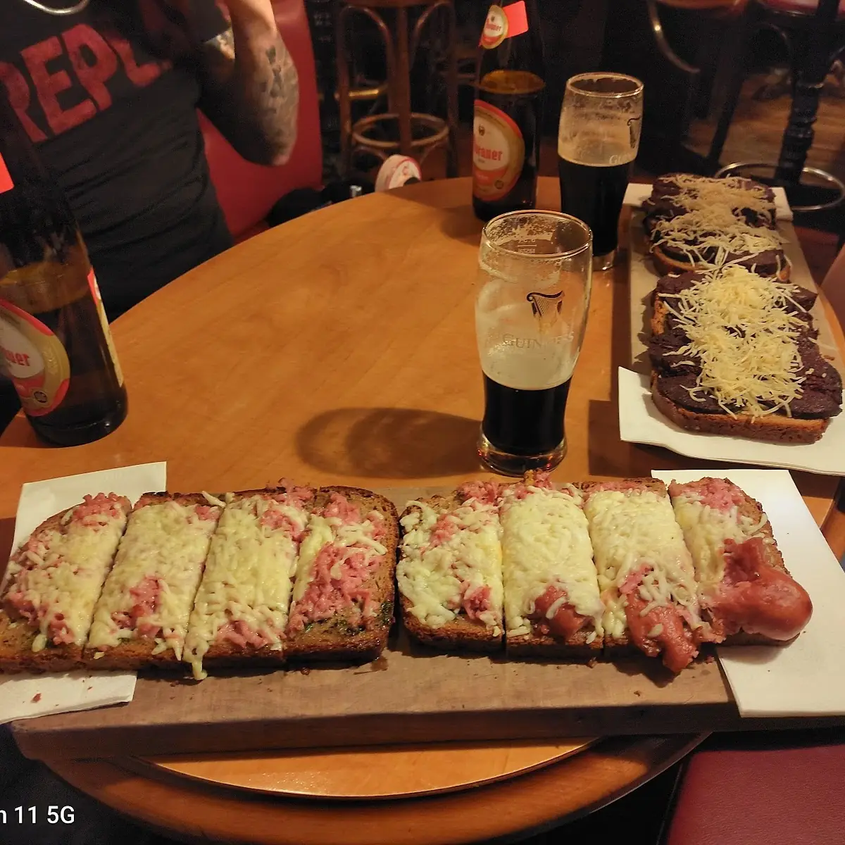 Käsekrainer Brot