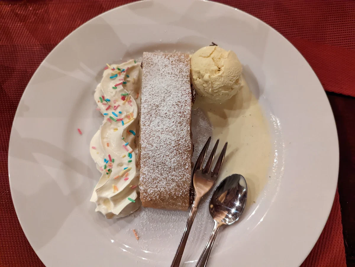 Apfelstrudel