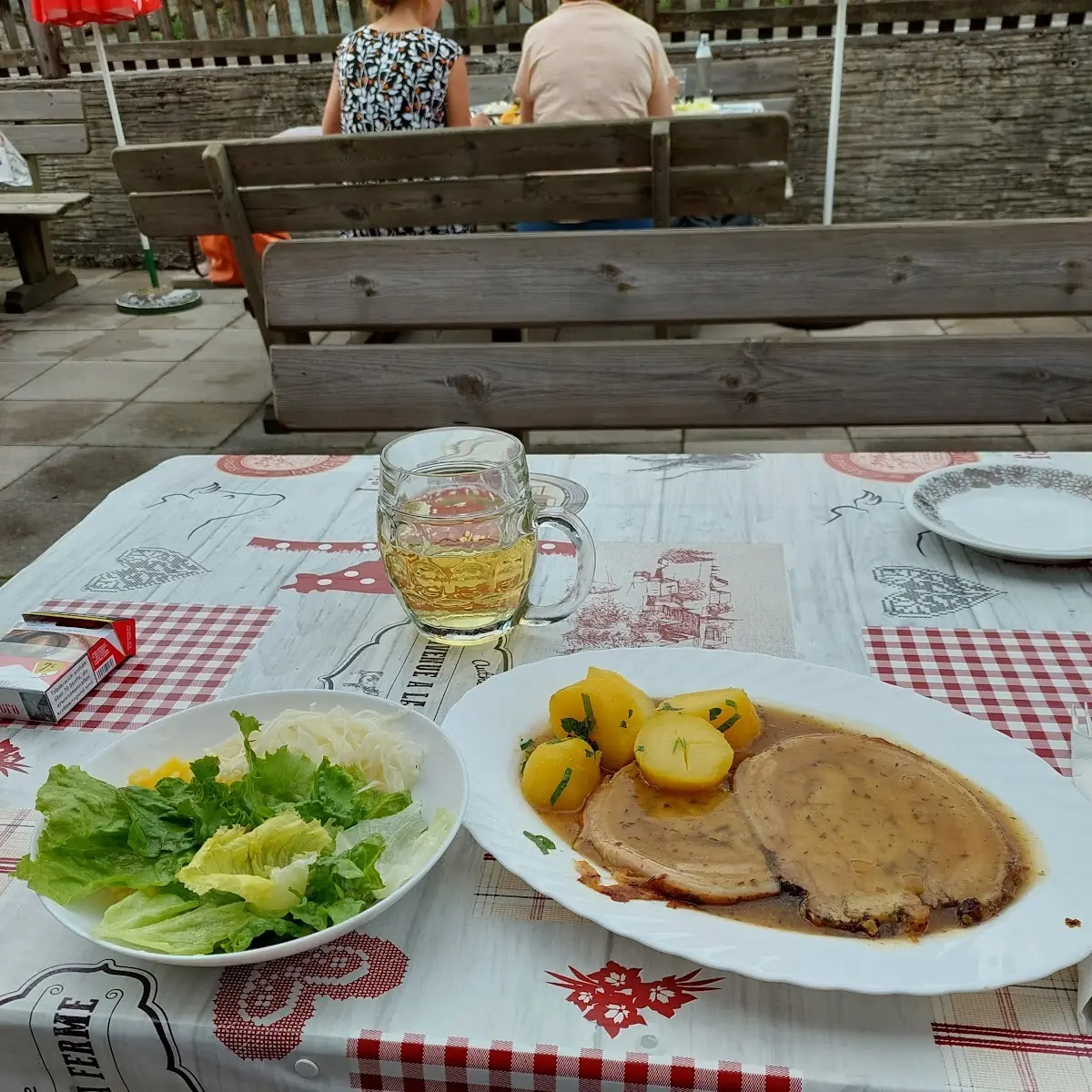 Gefüllter Schweinsbraten
