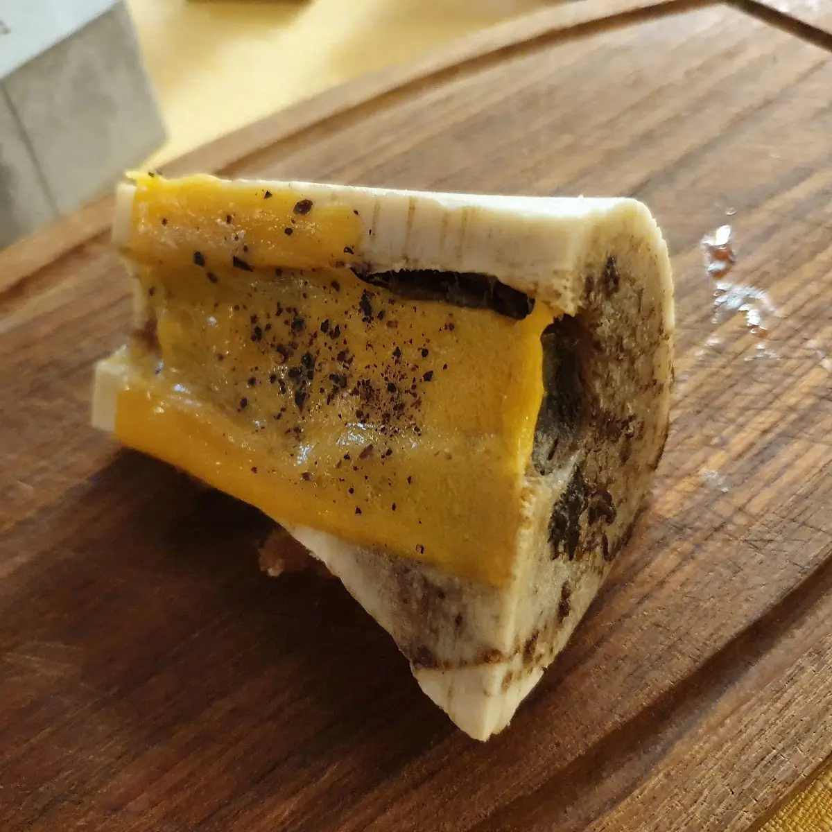 Gegrillter Markknochen