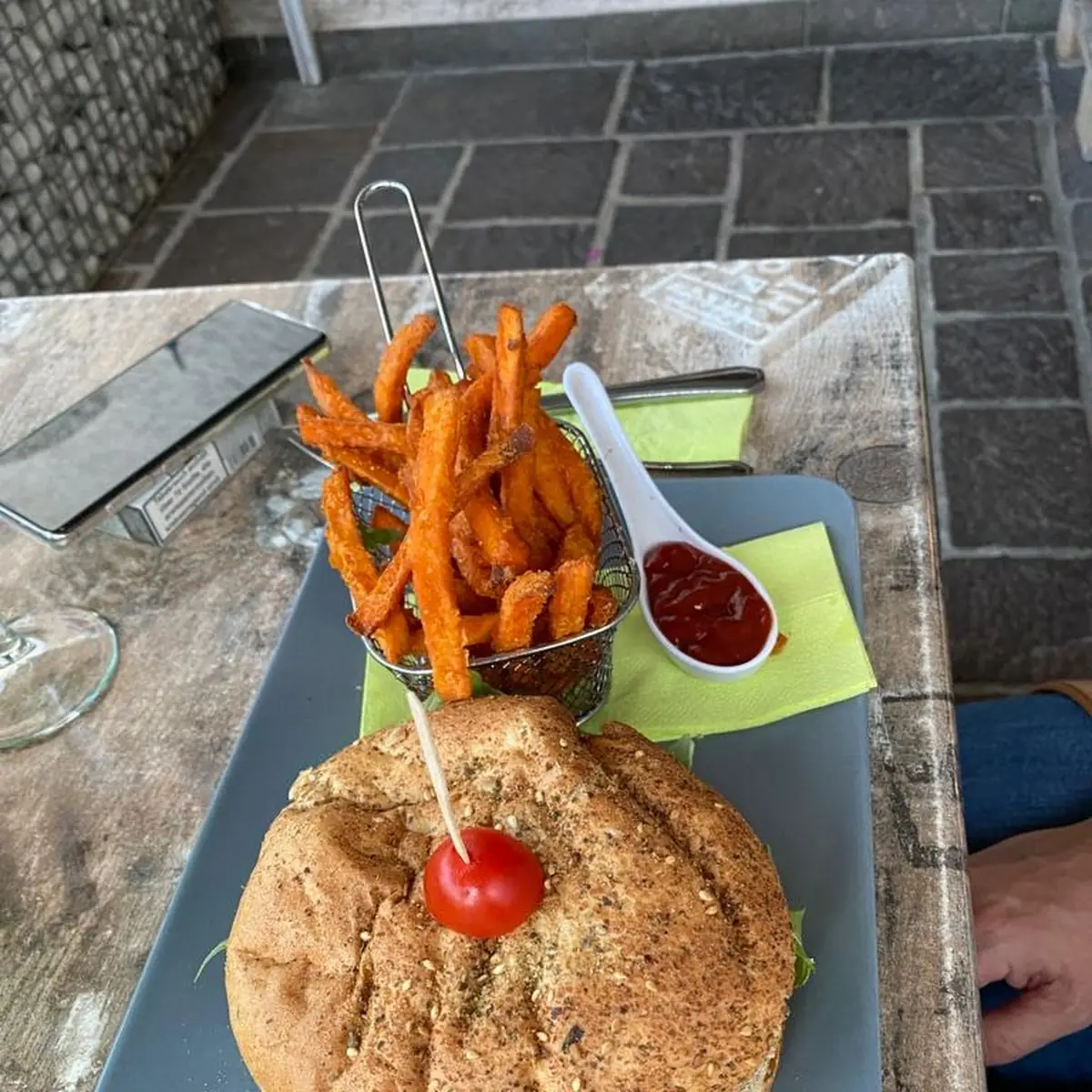 Süsskartoffel Pommes