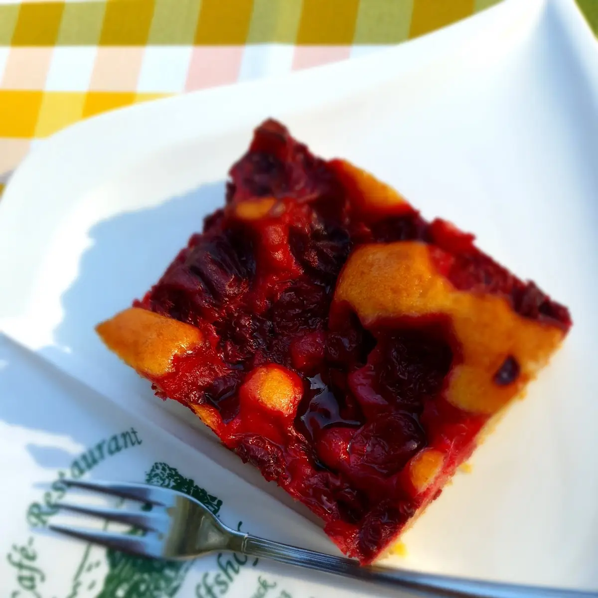 Dinkel- Weichselkuchen