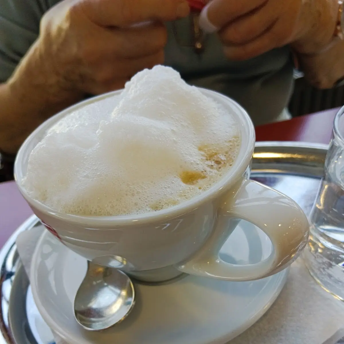 Cappuccino Mit Milchschaum