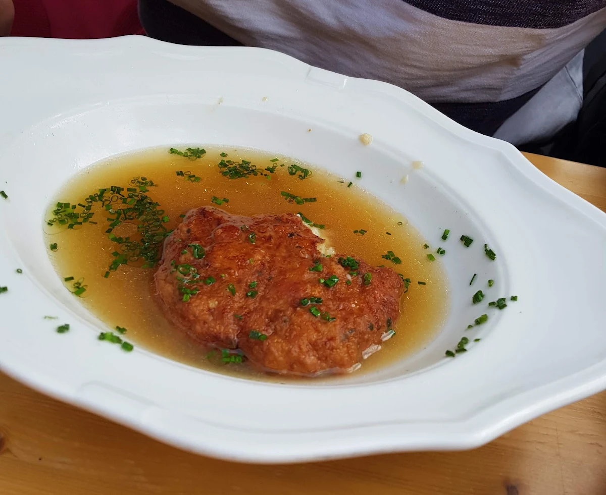 Käseknödelsuppe