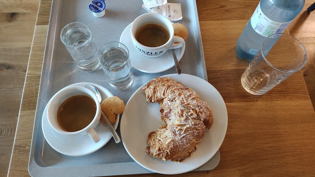 Kaffee Und Küchen Mandellrögen