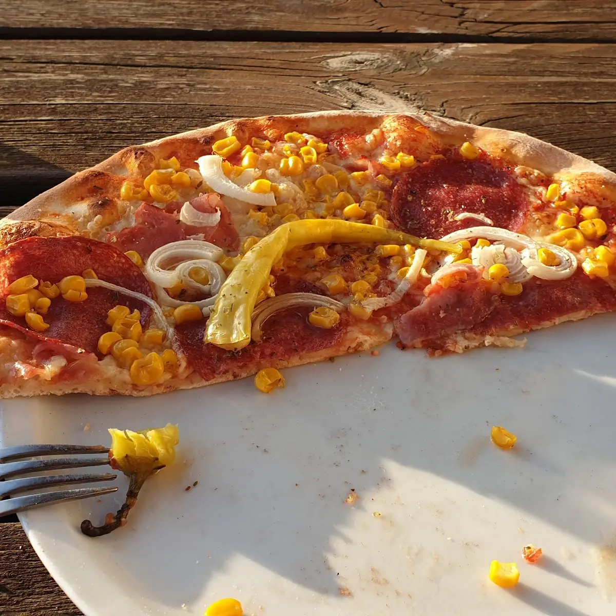 Salami Pizza
