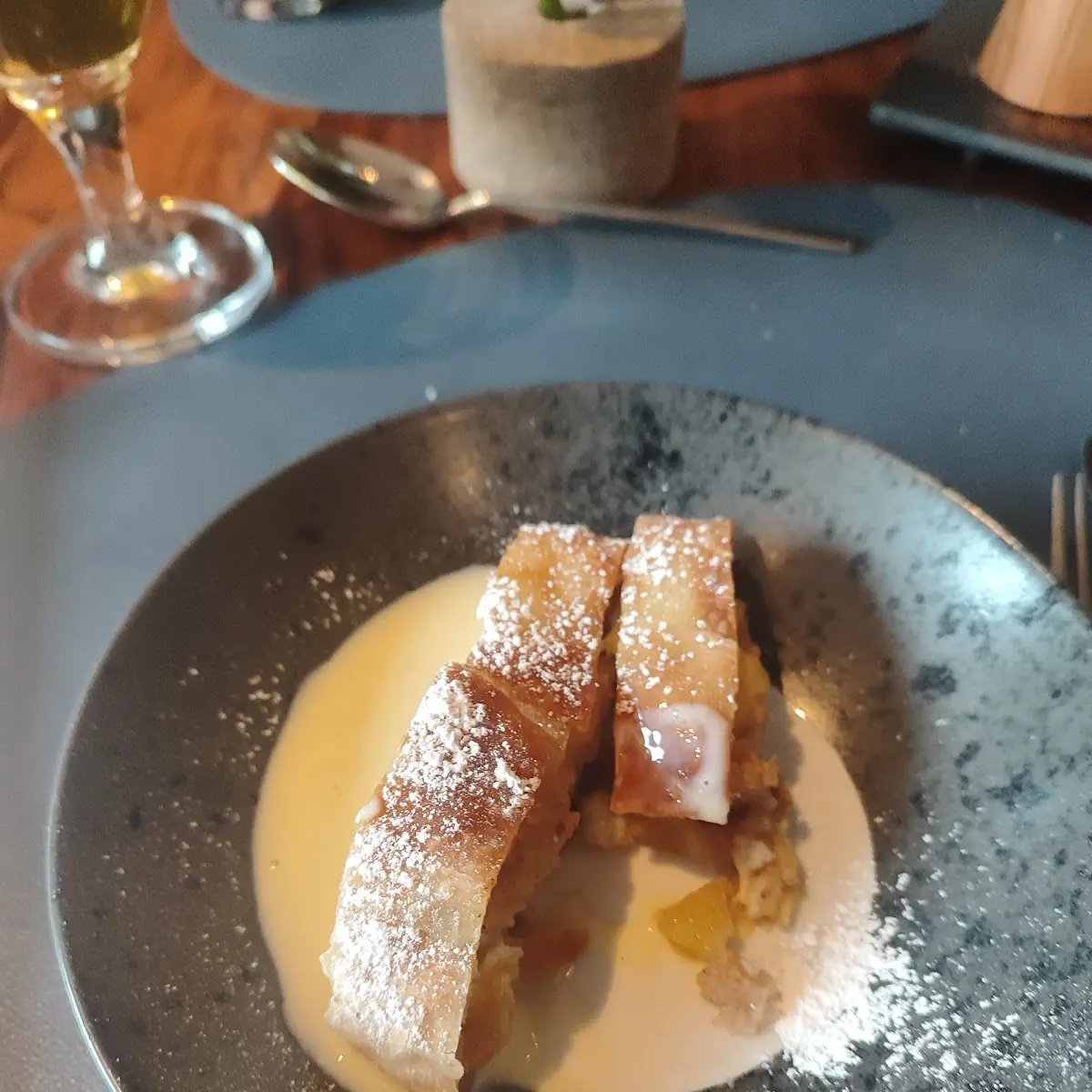 Apfelstrudel