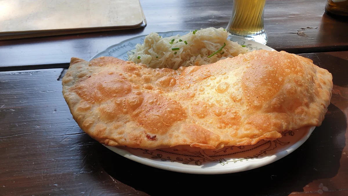 Sauerkraut Mit Fleischkrapfen