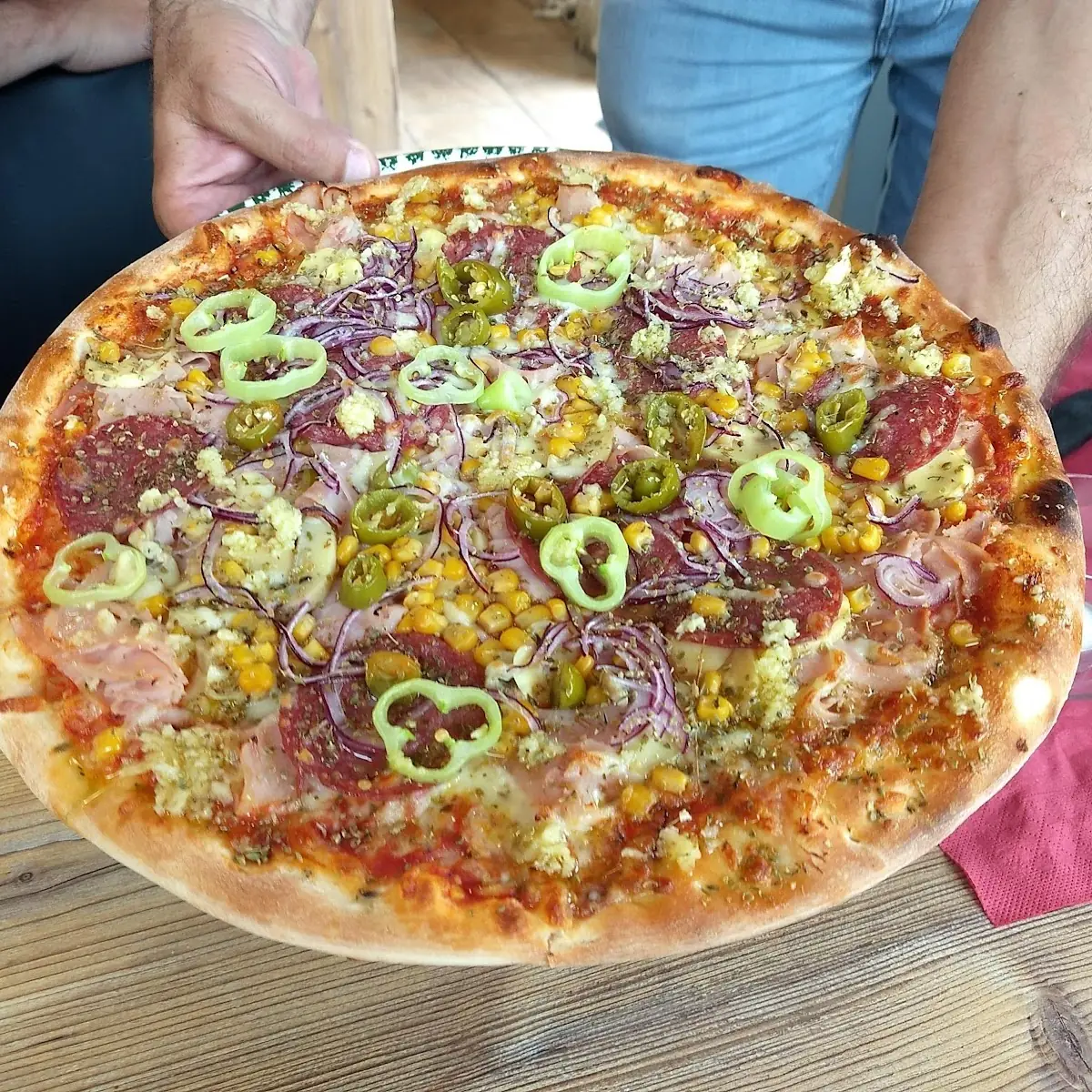 Hauspizza
