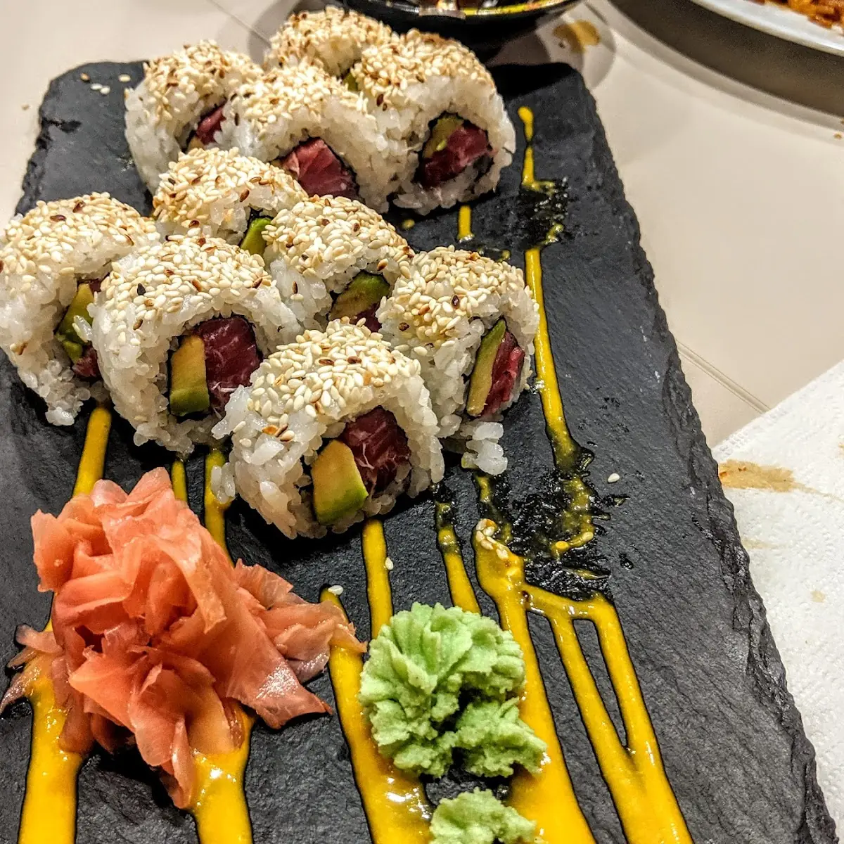 Maguro Avocado Maki