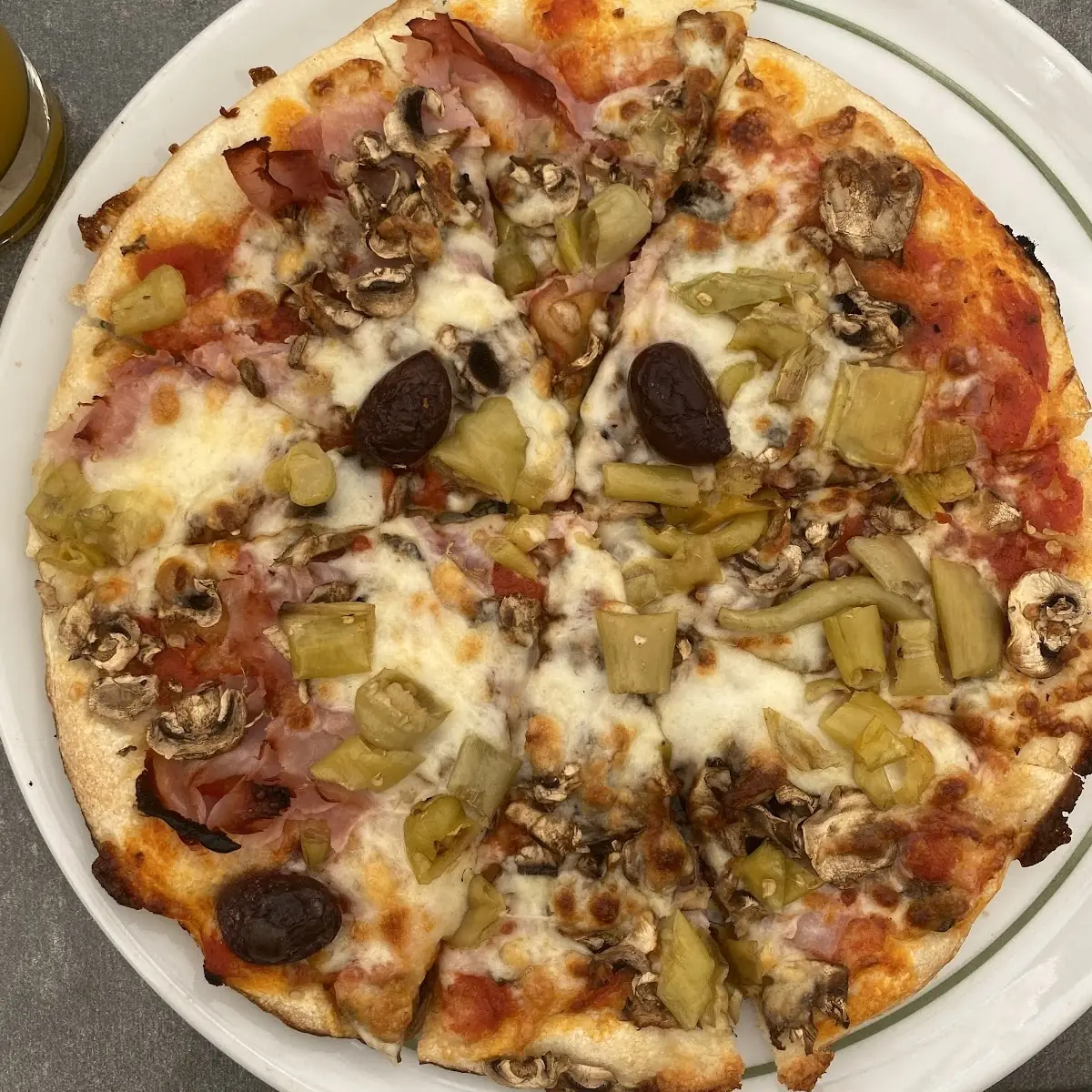 Pizza Capricosa