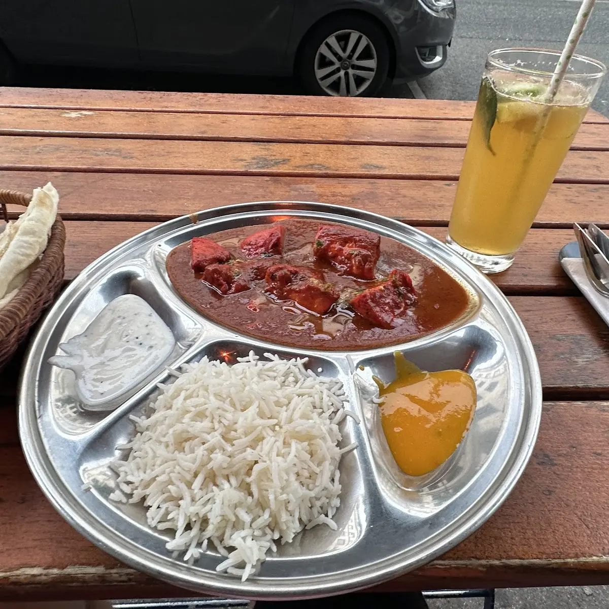 Butter Chicken Mit Naan