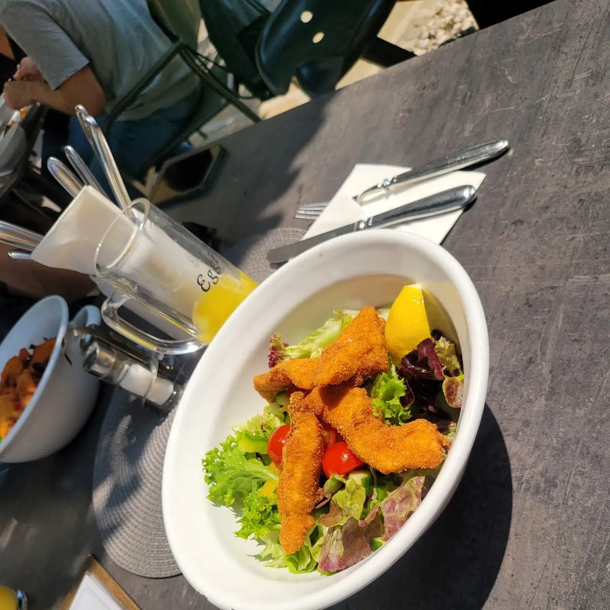 Backhendl Salad
