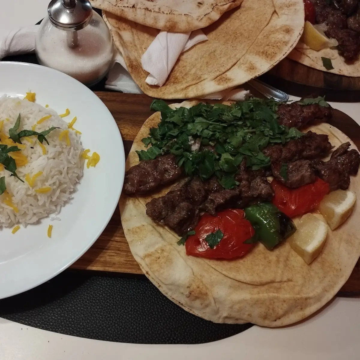 Mix Grill Chenge Koobide