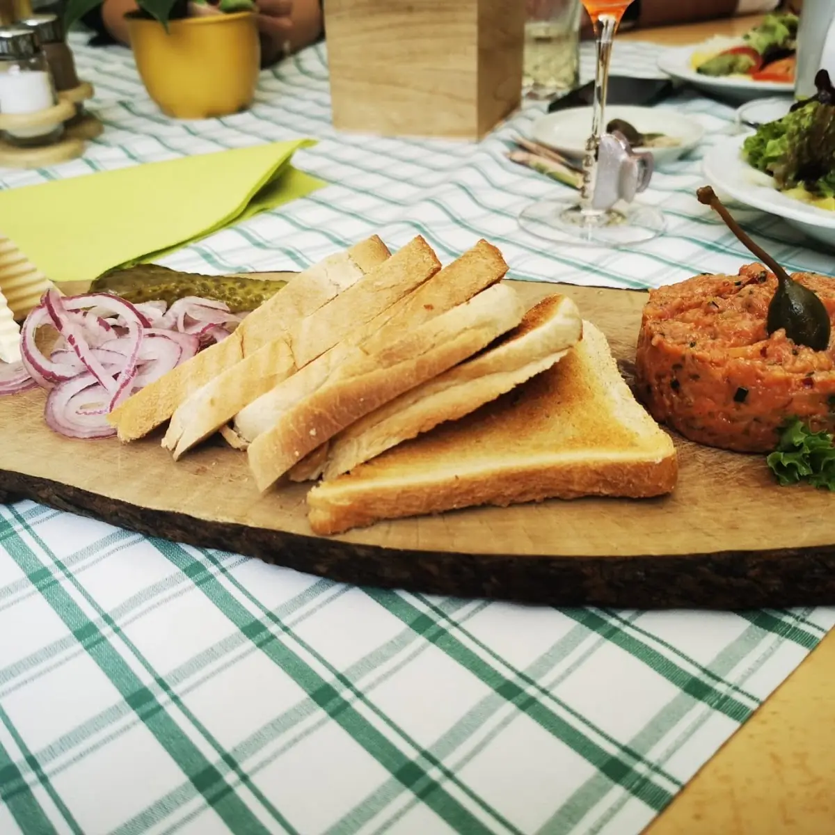 Beef Tatar Vom Waldviertler Bio Ochsen