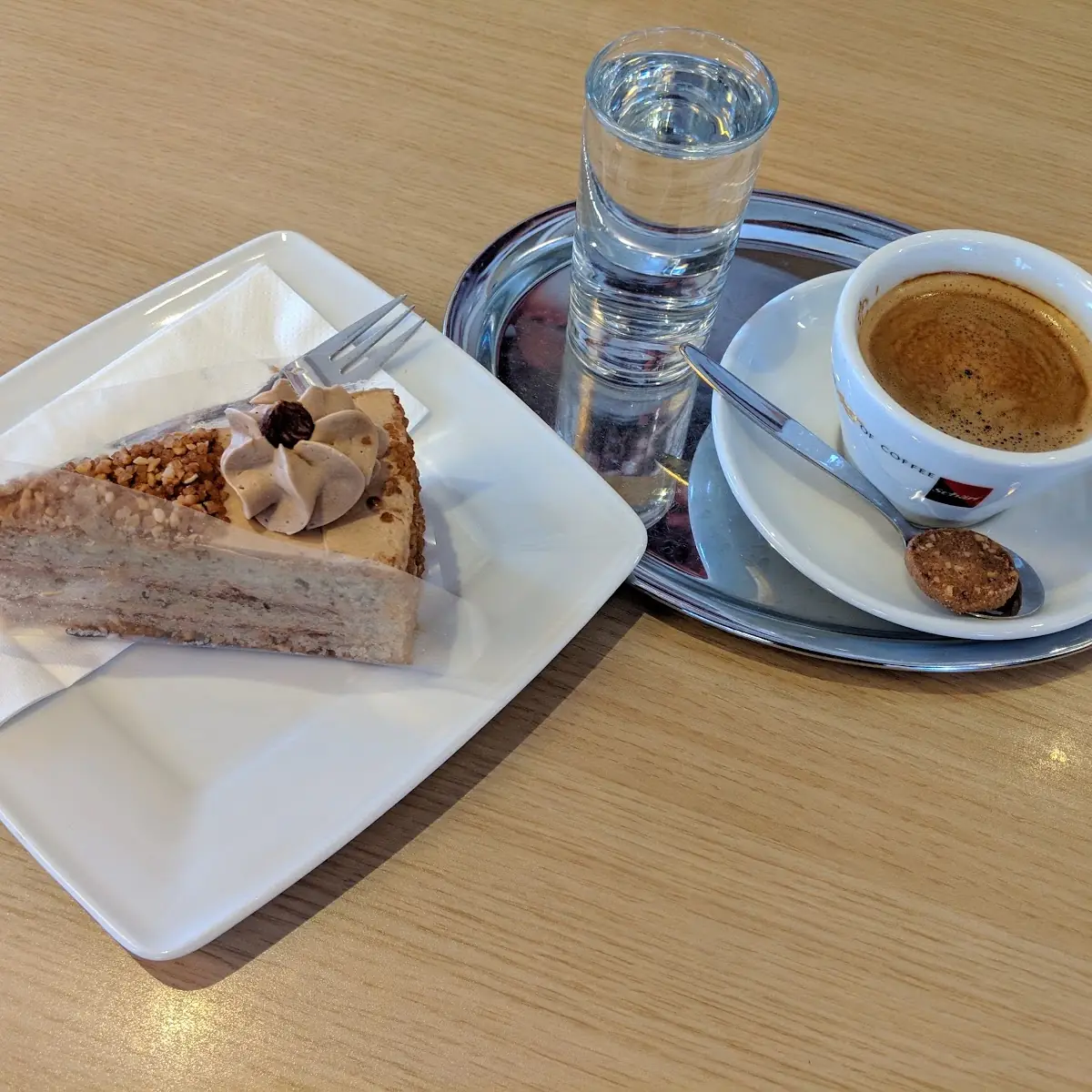 Nusstorte Mit Café