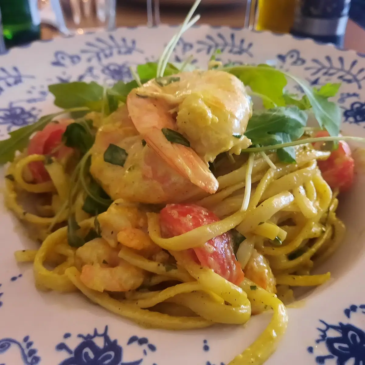 Linguine Curry E Limone Con Scampi