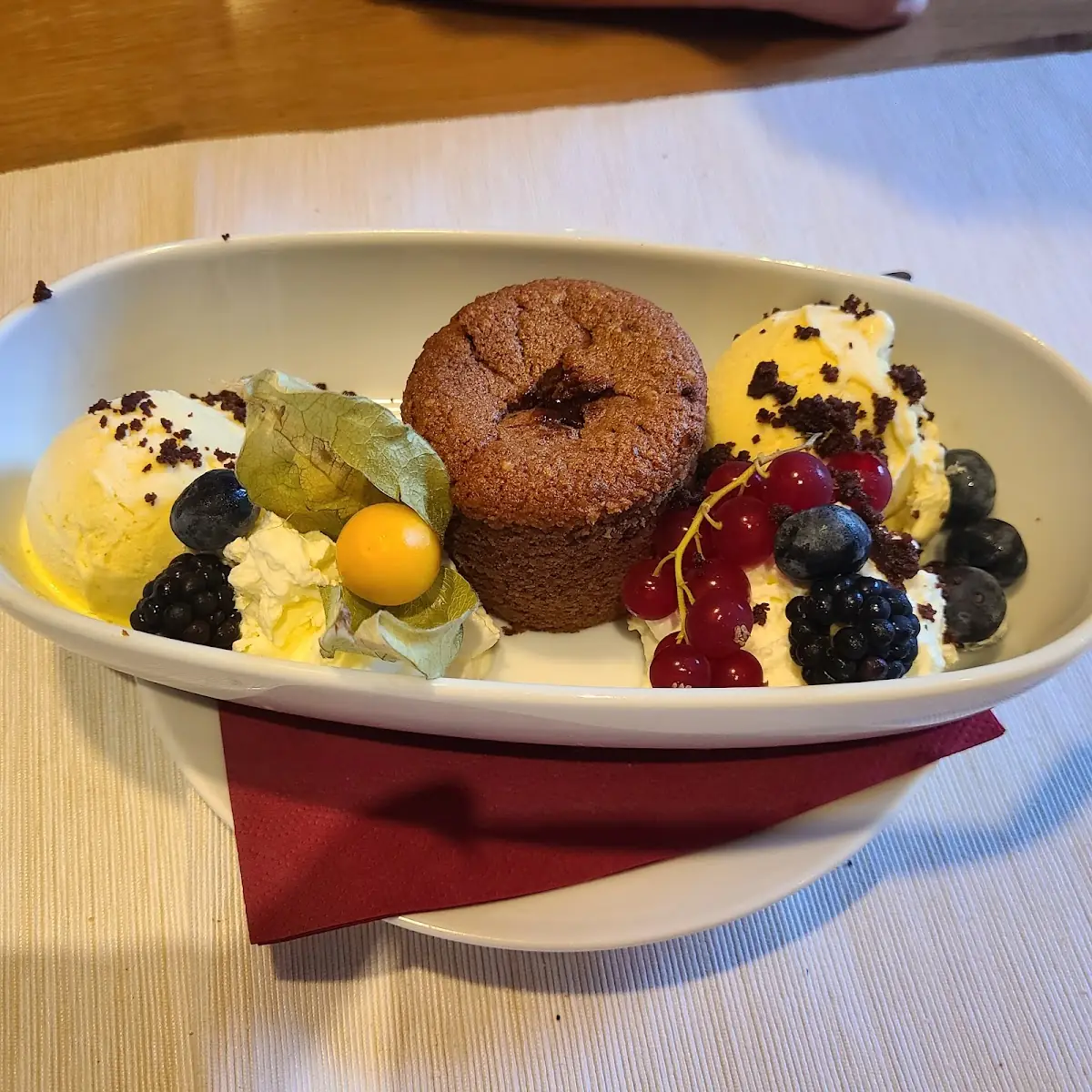 Schokokuchen Mit Vanilleeis
