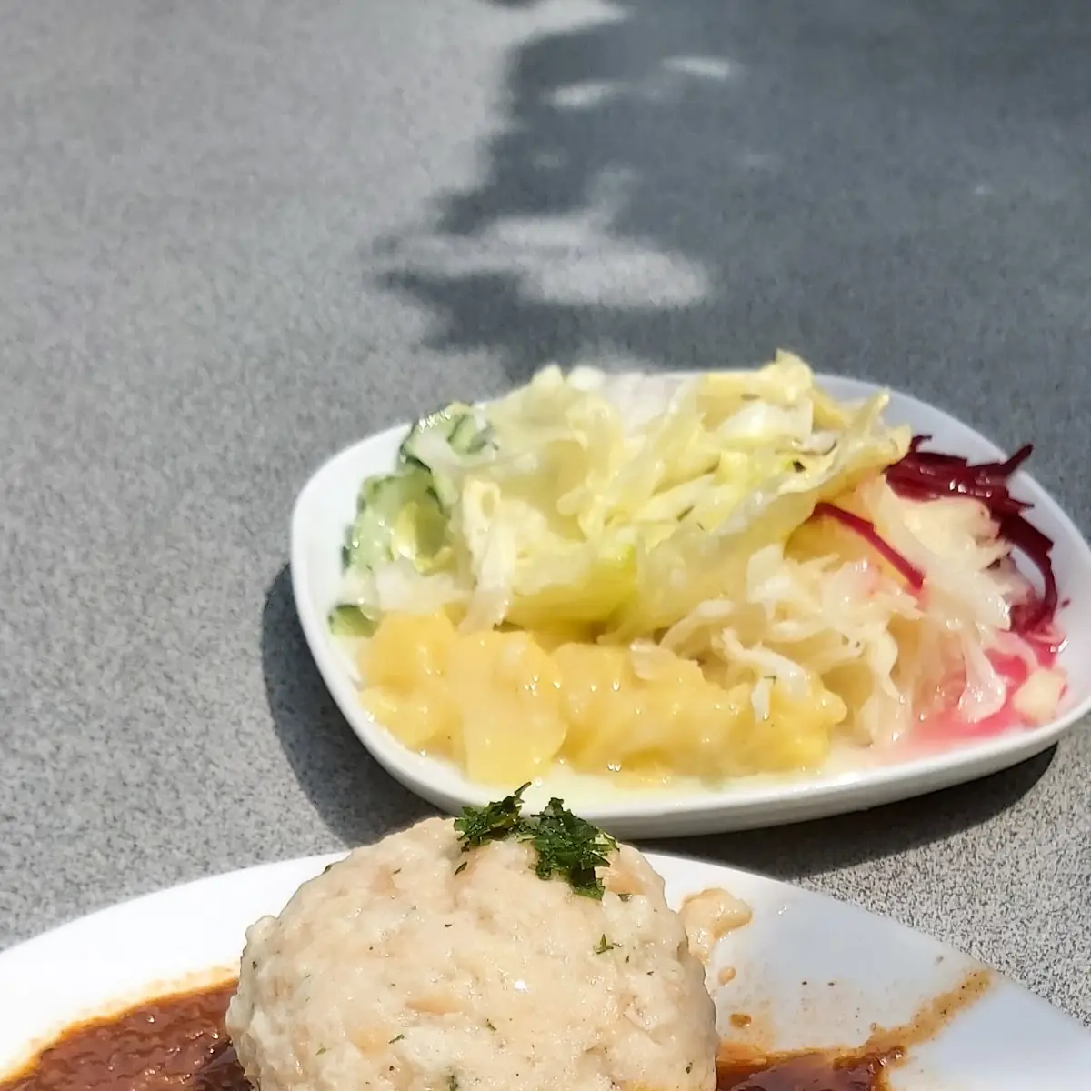 Gulasch Mit Semmelknödel