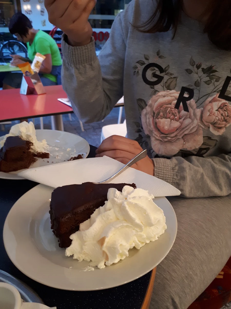 Saher Torta