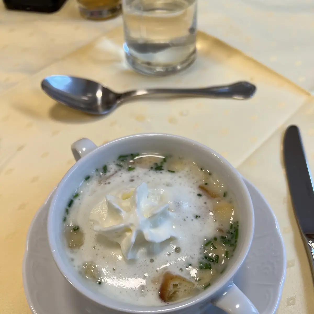 Knoblauch Creme Suppe