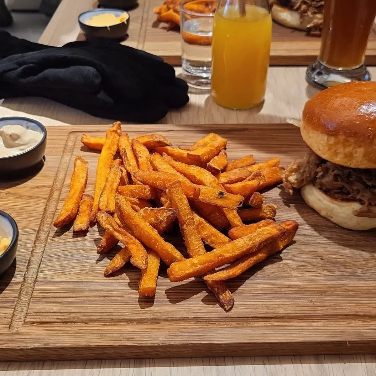 Pulled Pork Burger Mit Süßkartoffel