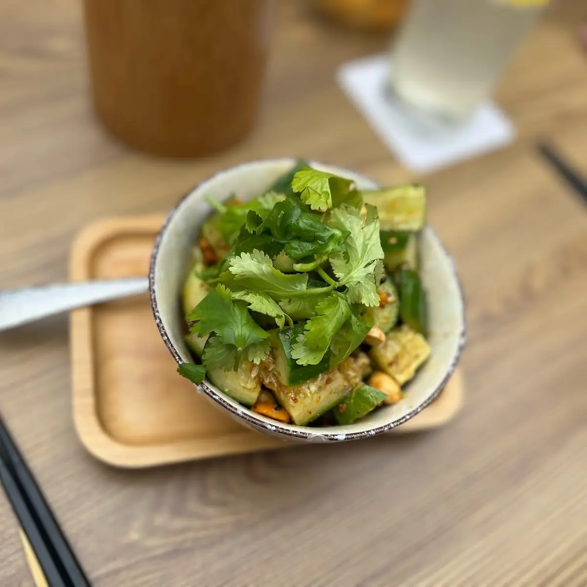Veggie Cashew Tofu Mittagsmenü
