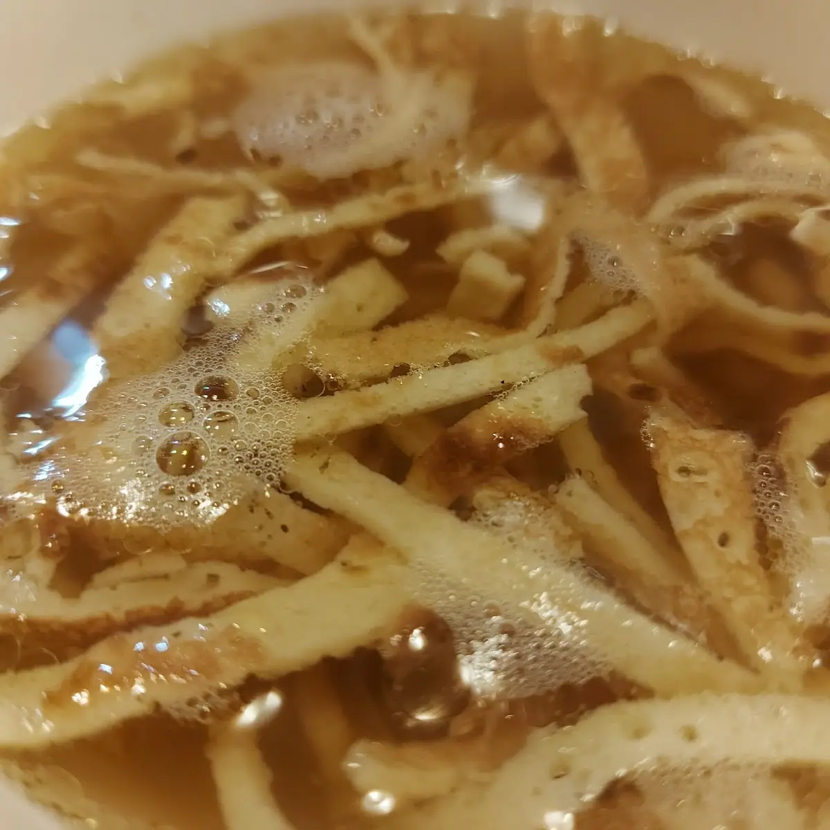 Rinderkraftsuppe Mit Frittaten Kinderportion