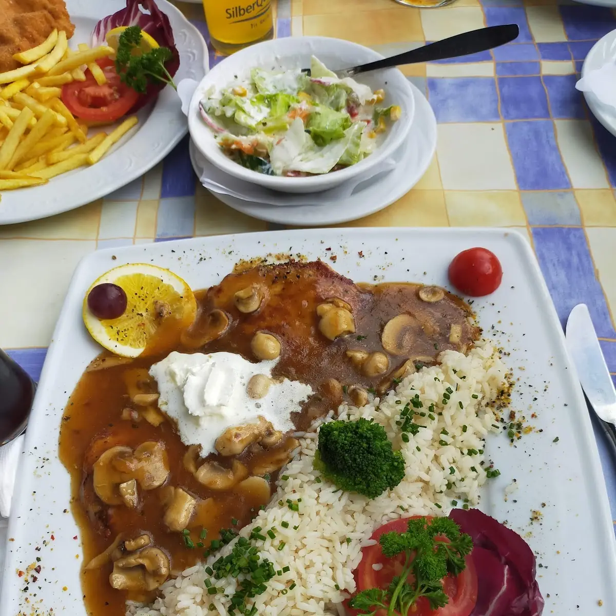 Schnitzel In Champion Rahm Saus