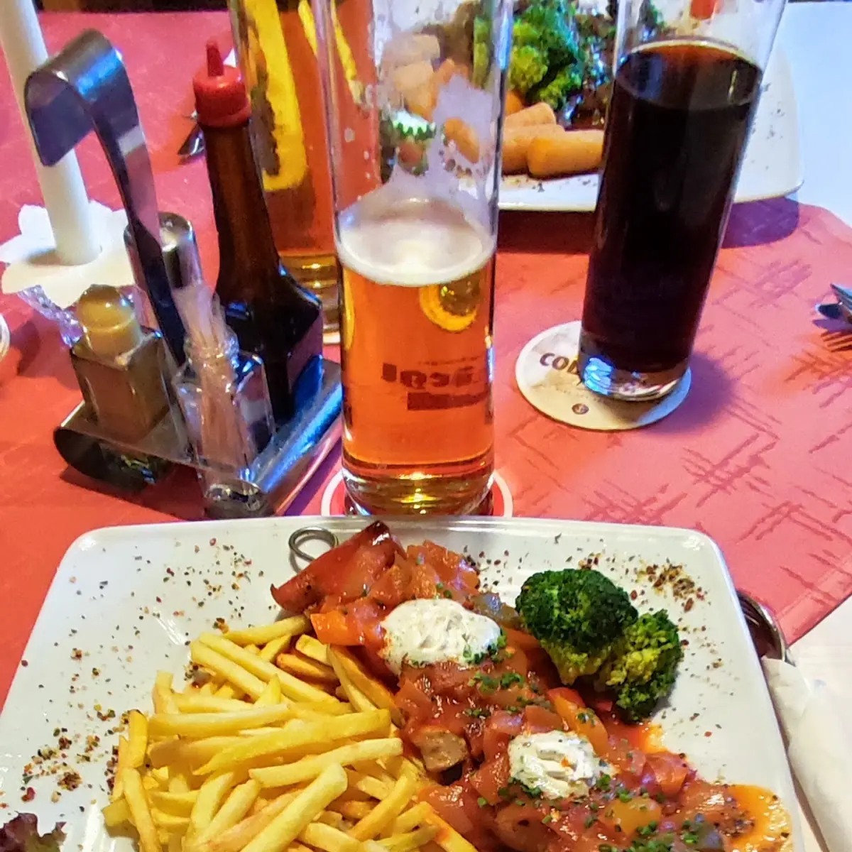 Zigeunerspieß Mit Pommes