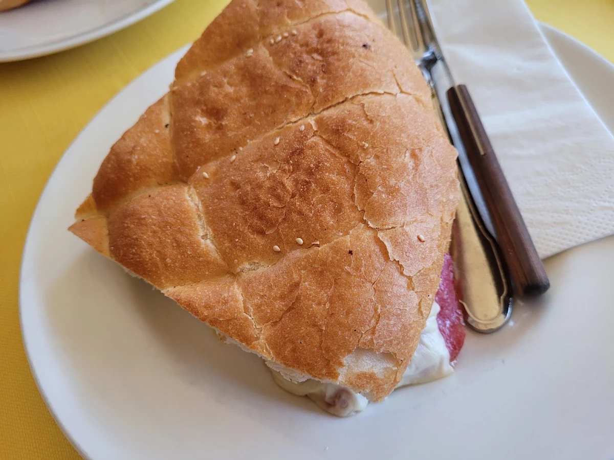 Fladenbrot Mit Gorgonzola Usw