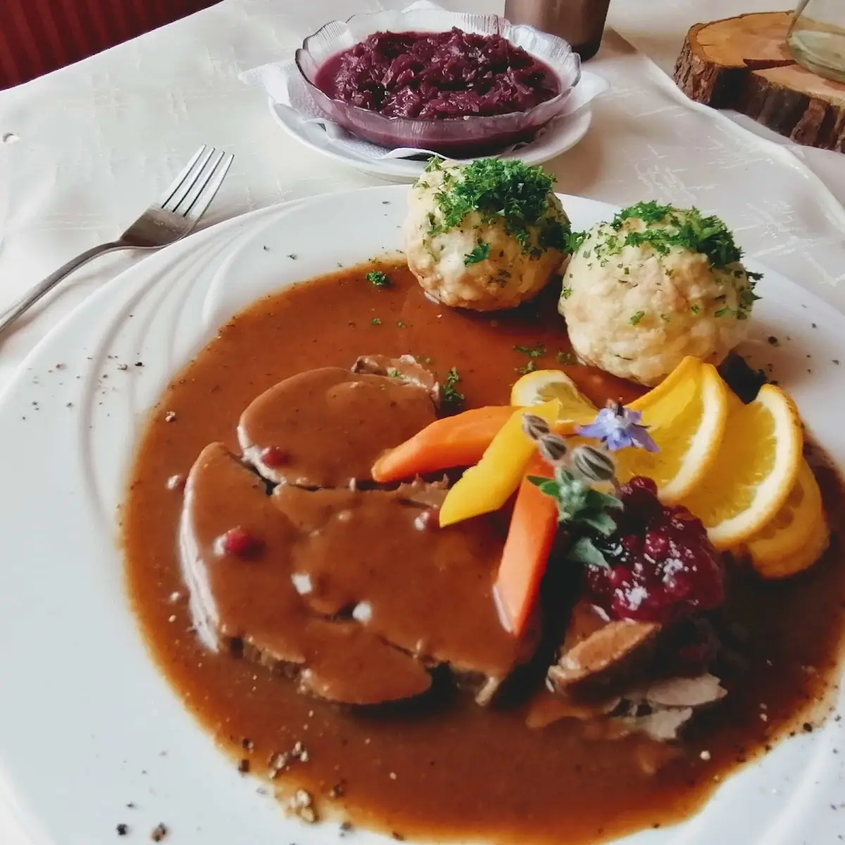 Schweinsbratl