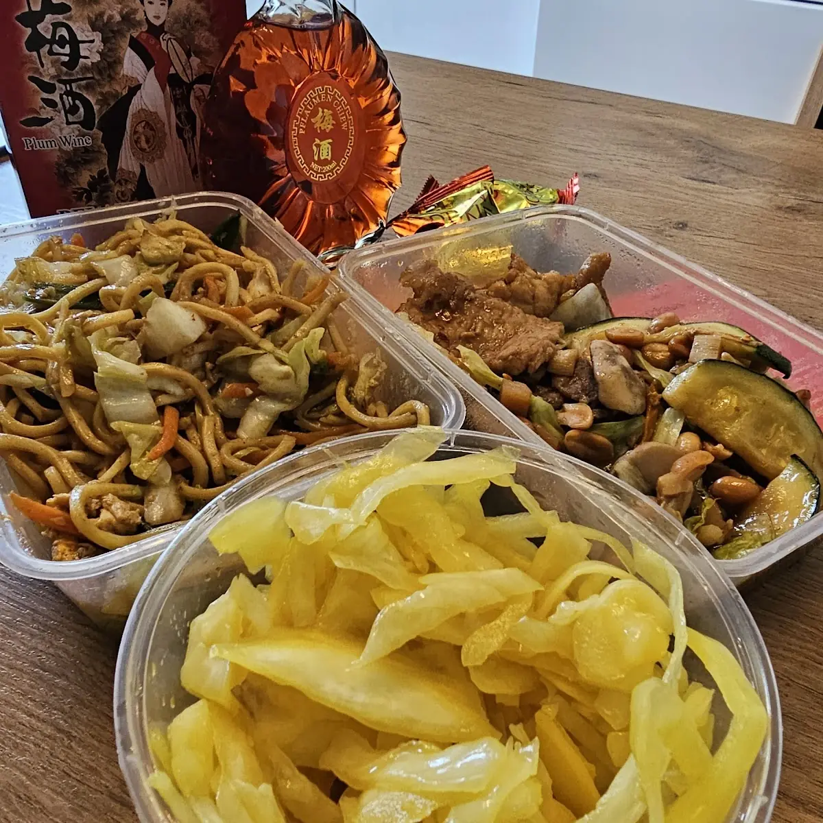 Pikanter Salat Acht Schätze Gebratene Nudeln Mit Gemüse