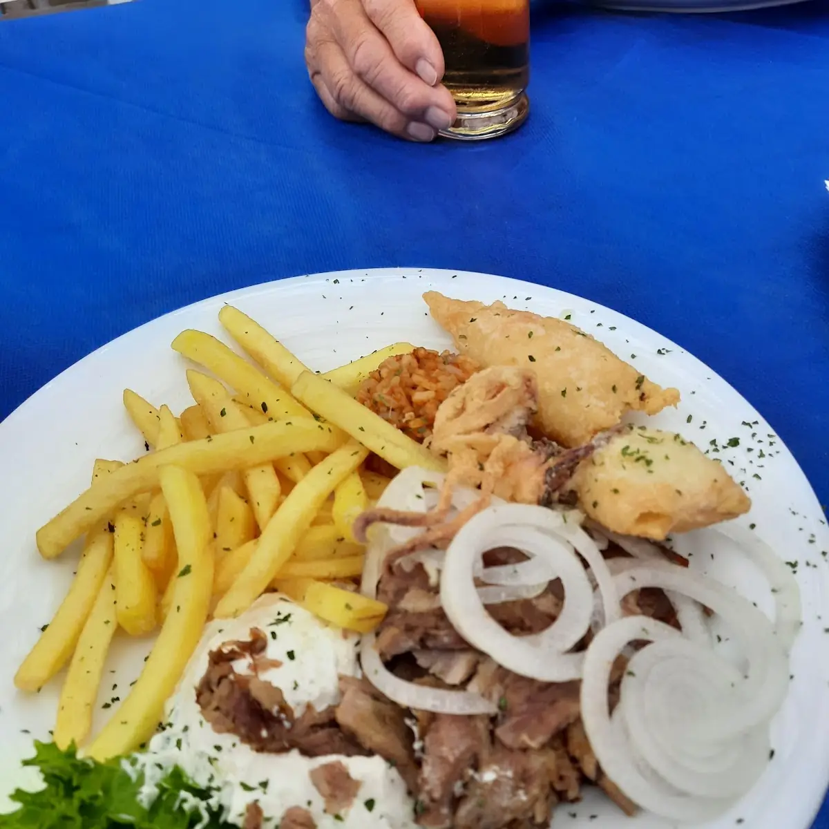 Suflaki Mit Gebackene Calamari