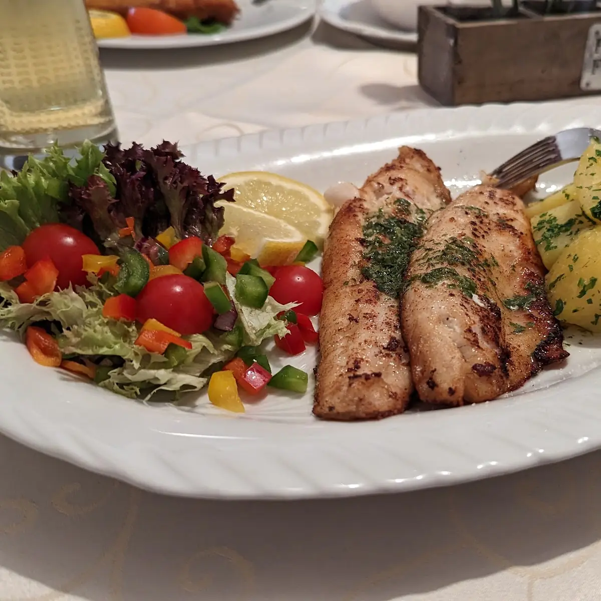 Gegrilltes Zanderfilet