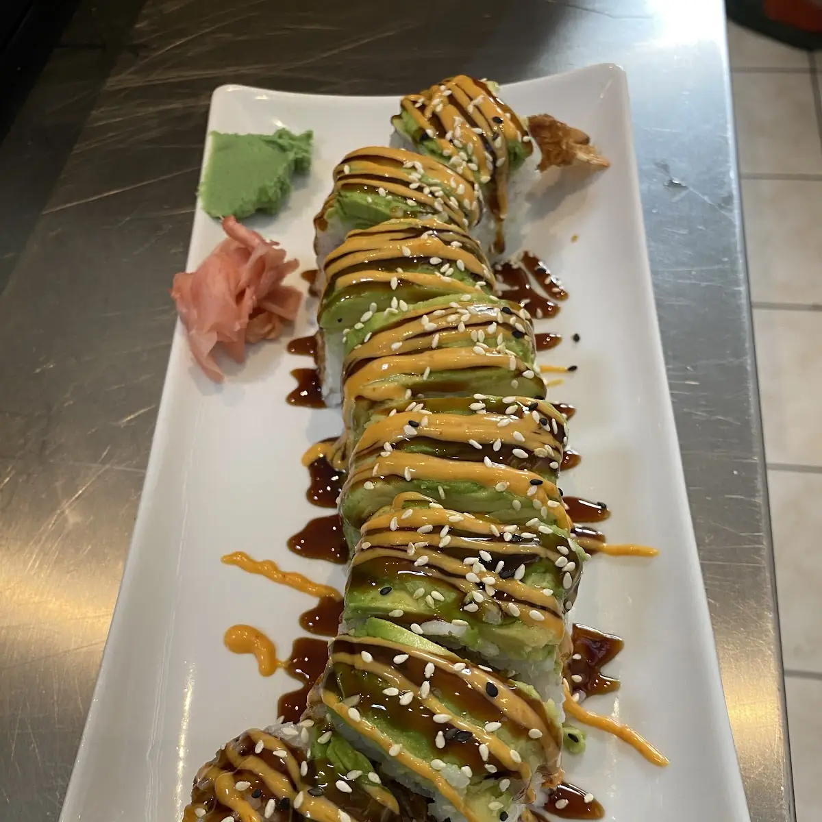 Mango-Avocado Roll (8 Stück)