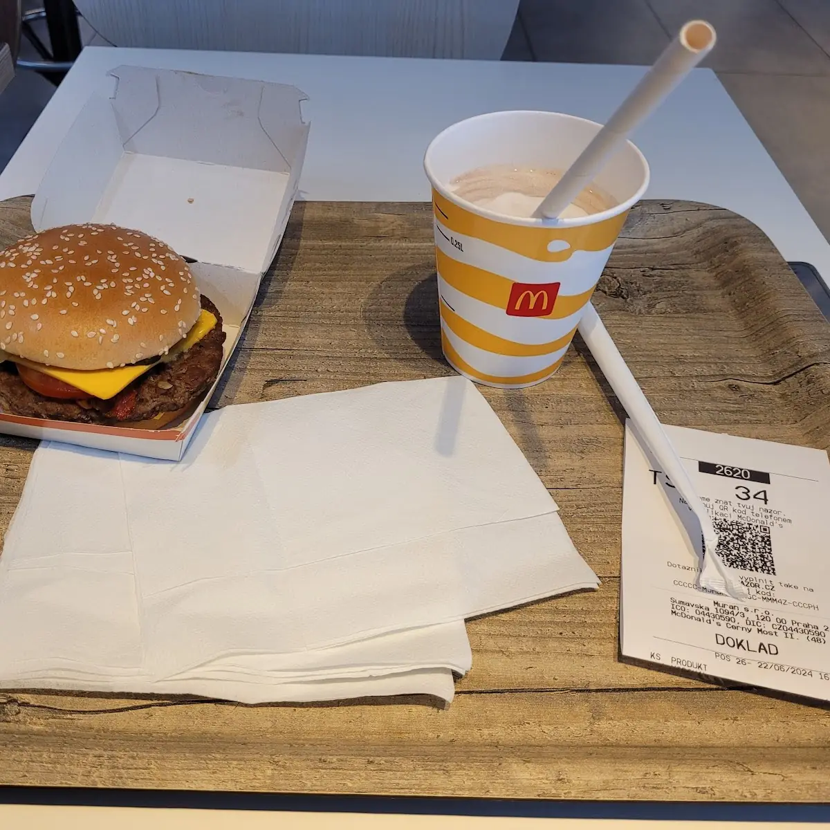 mc Royal and Choclad Shake