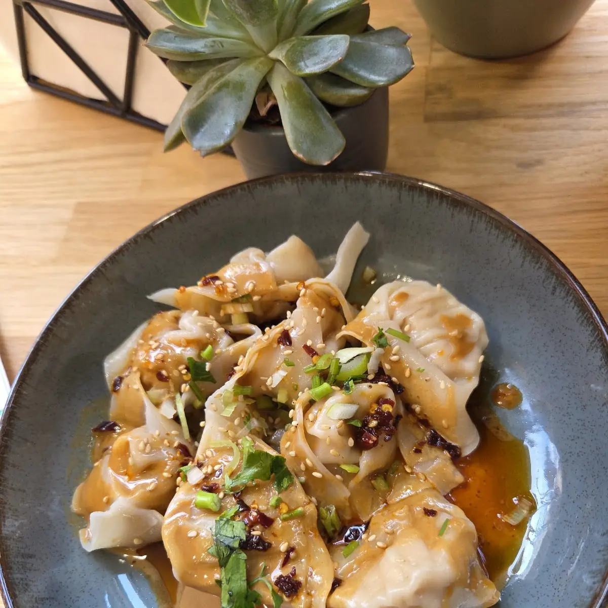 Wantan in Chili Oil
